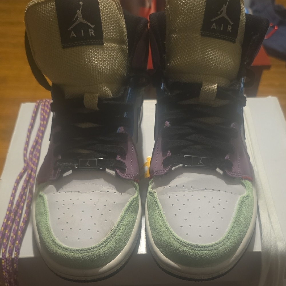 Jordan Green and Purple Sneakers High-Top